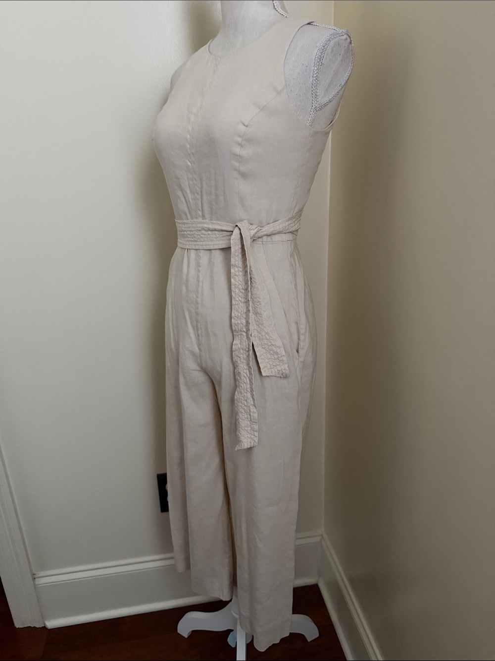 ANTONIO MELANI Sleeveless Cream Tie-Waist Linen Jumpsuit - Picture 7 of 12